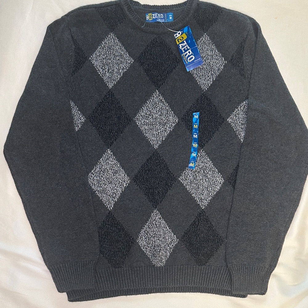 Double Zero Men's Gray Argyle Crewneck Sweater